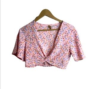 H&M Divided Pink mini floral Short Sleeve V Neck Crop top